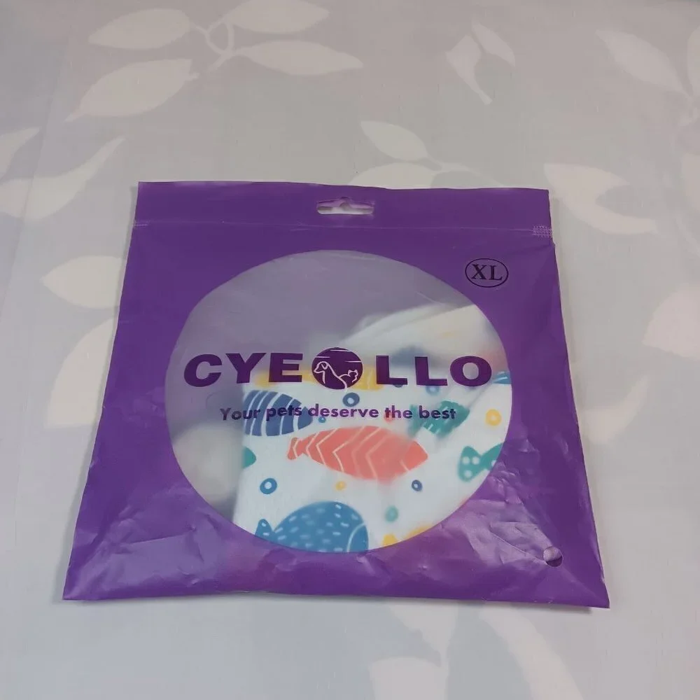 Cyeollo Dog T-shirt Size XL Multicolor Fish Print NWT‎